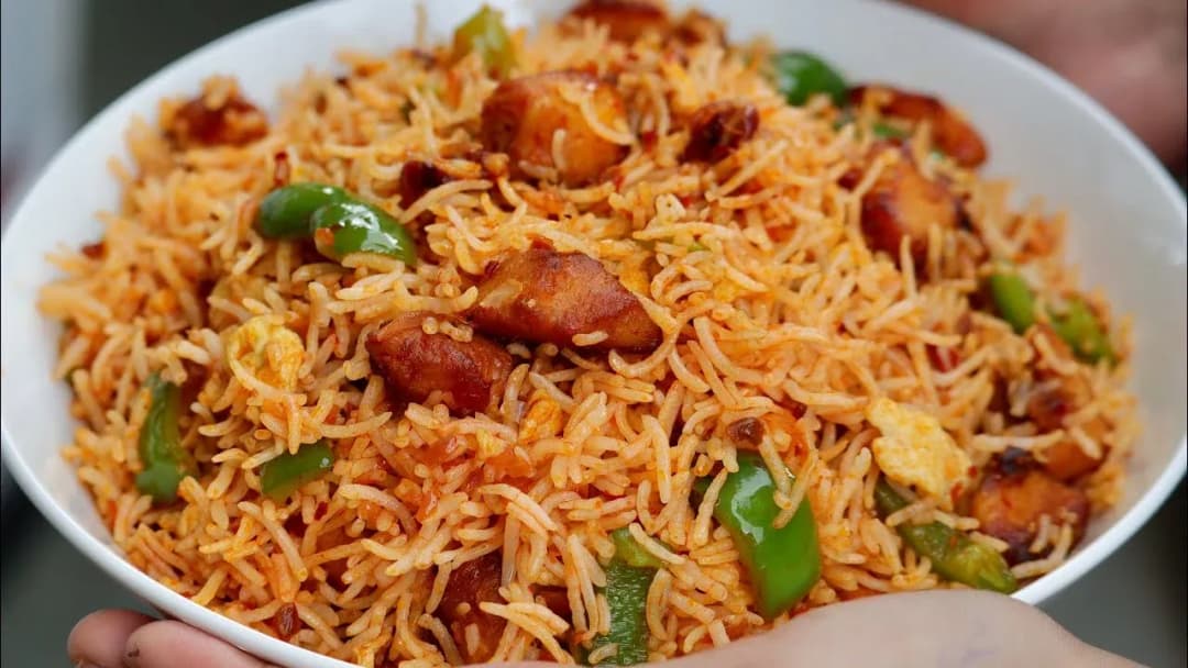 schezwan chicken fried rice